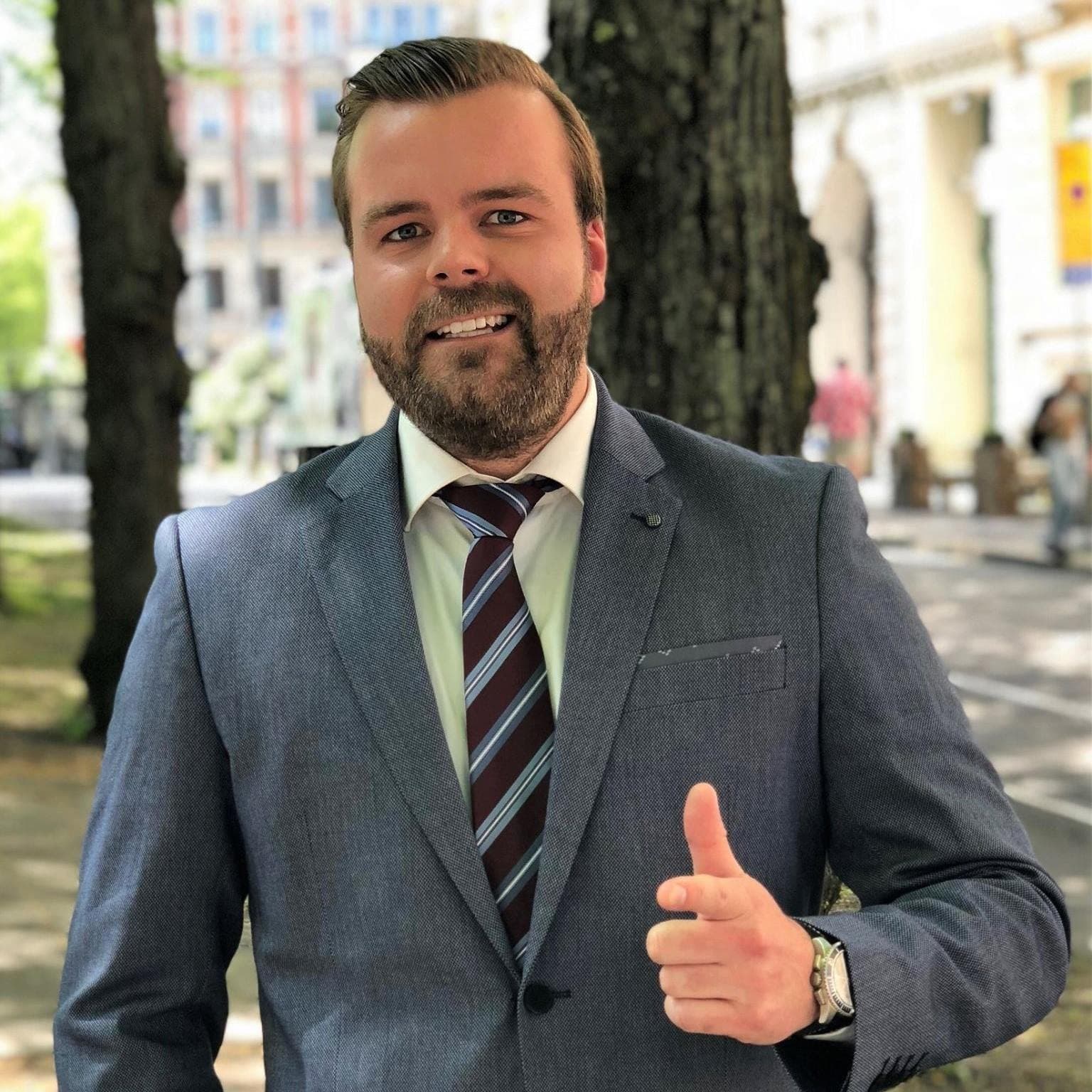 Simon Alerås portrait